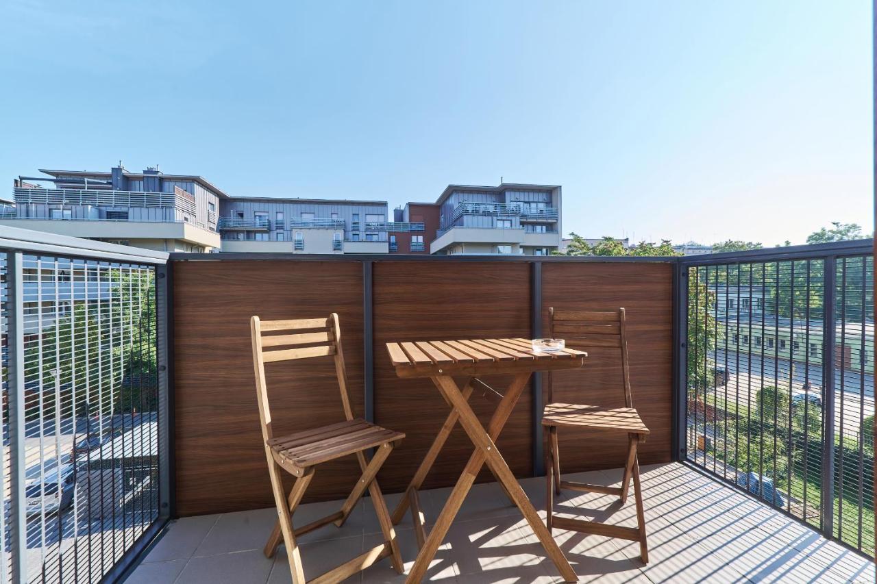 Nowa Teczowa Apartments Promenada Staromiejska By Noclegi Renters Breslau Exterior foto