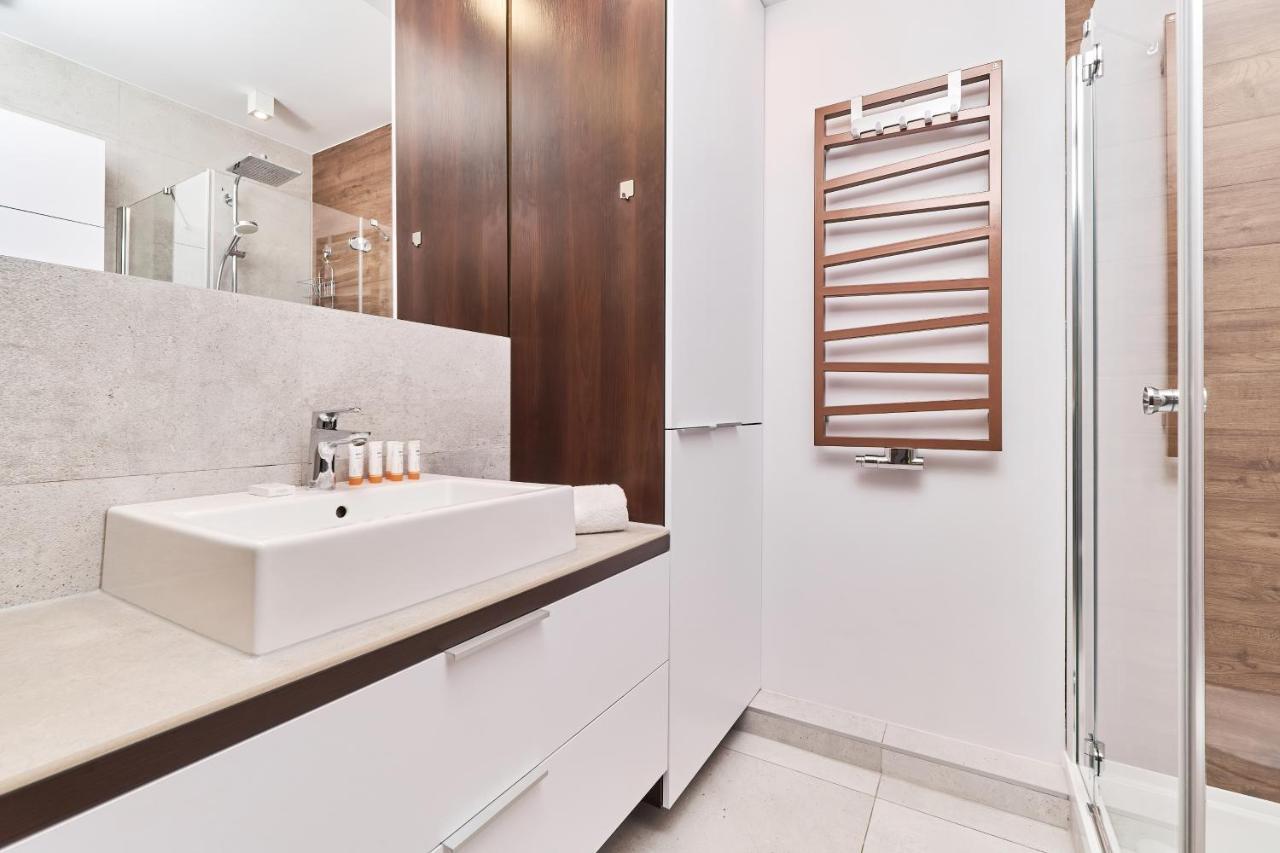 Nowa Teczowa Apartments Promenada Staromiejska By Noclegi Renters Breslau Exterior foto