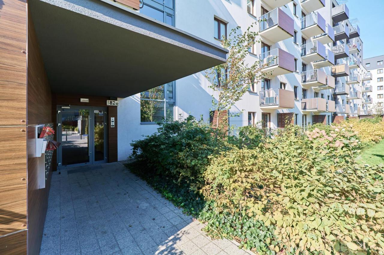 Nowa Teczowa Apartments Promenada Staromiejska By Noclegi Renters Breslau Exterior foto